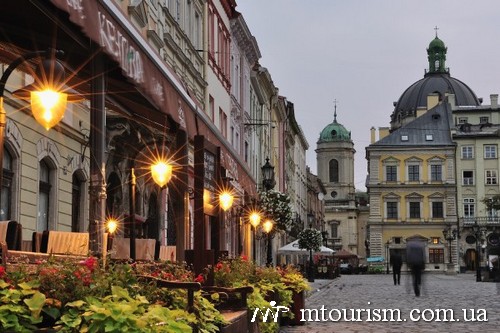 Walking in Lviv